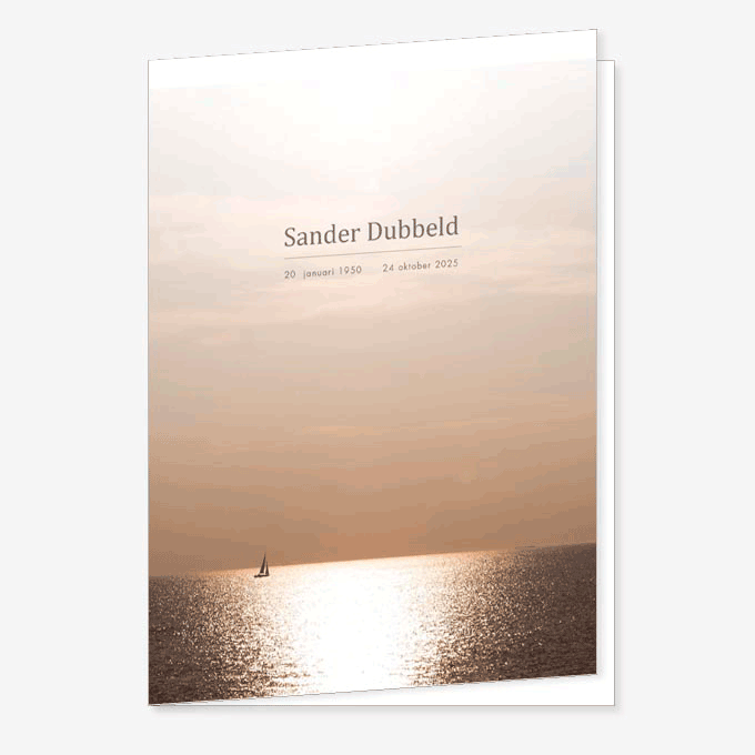 RK1A-14114 Rouwkaart Zeilbootje in zee